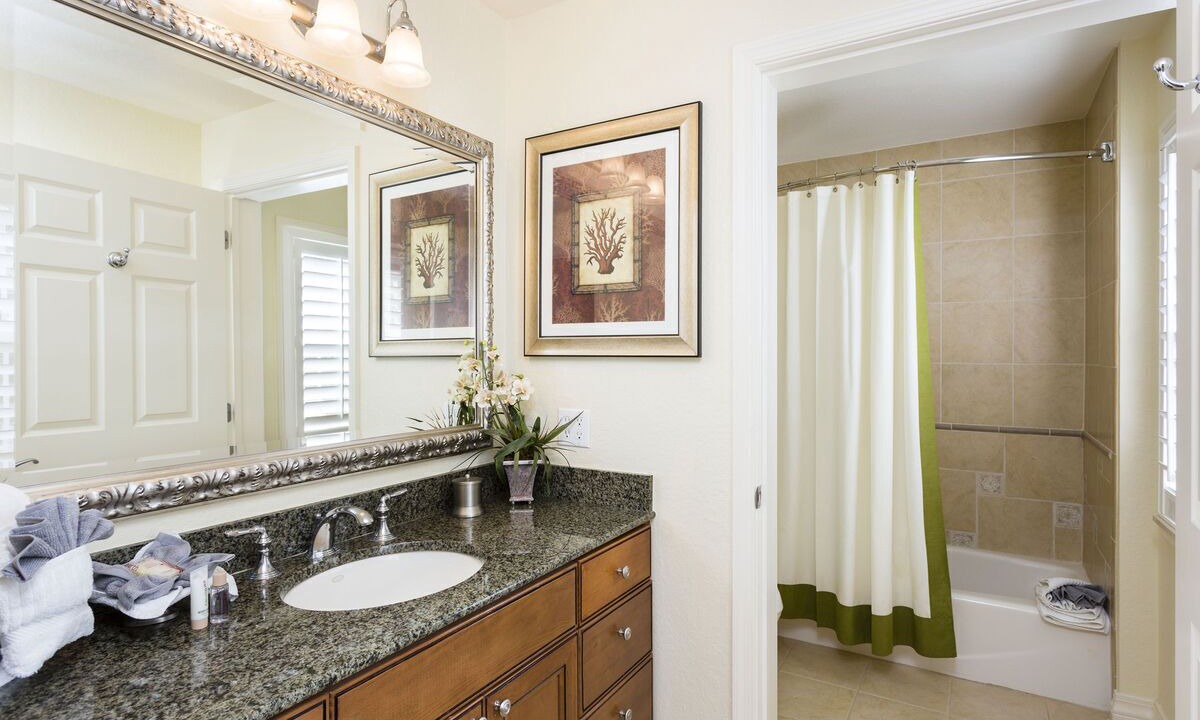 Photo of Bathroom in Reunion