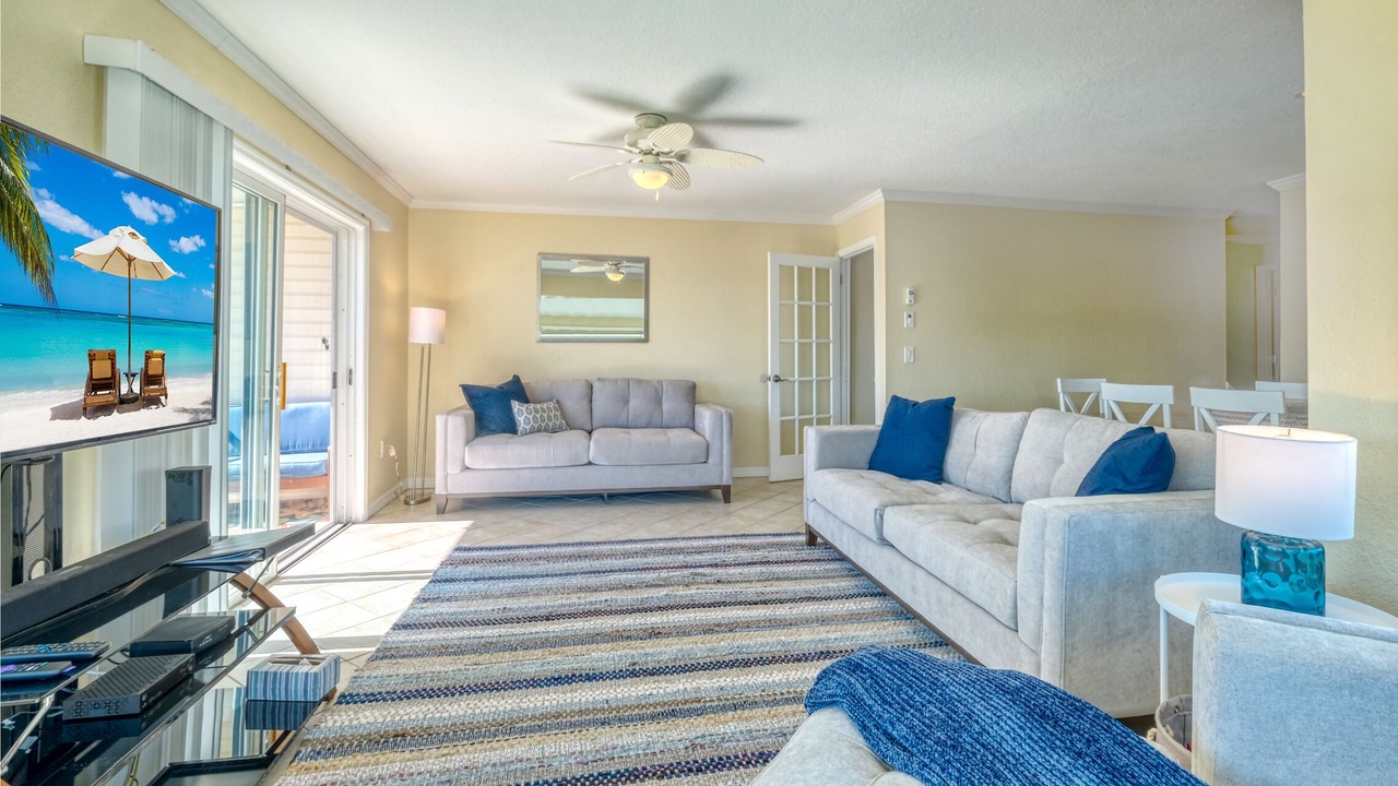 Photo of Livingroom in Indian Shores
