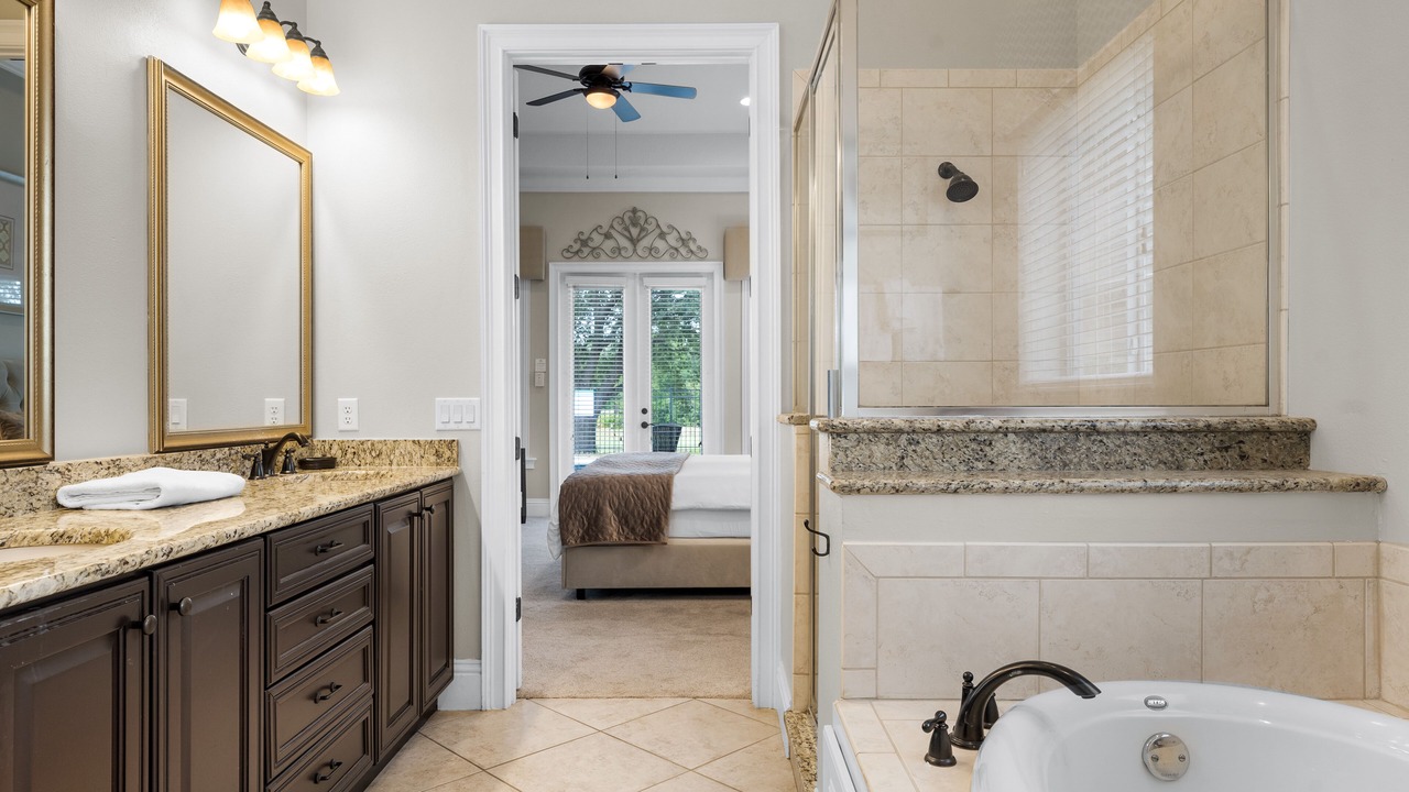 Photo of Bathroom in Reunion