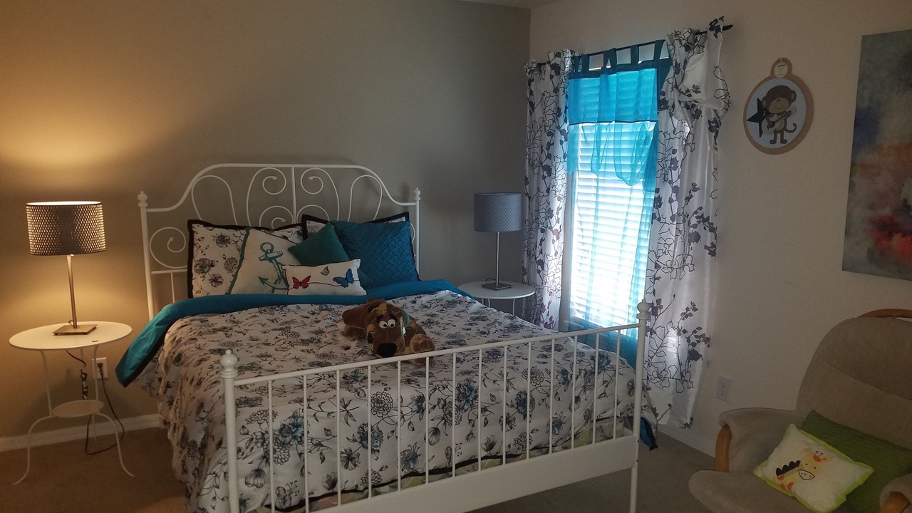 Photo of Bedroom in Sandy Ridge