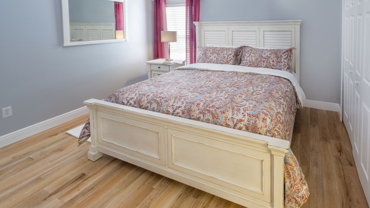 Photo of Bedroom in Florida Pines