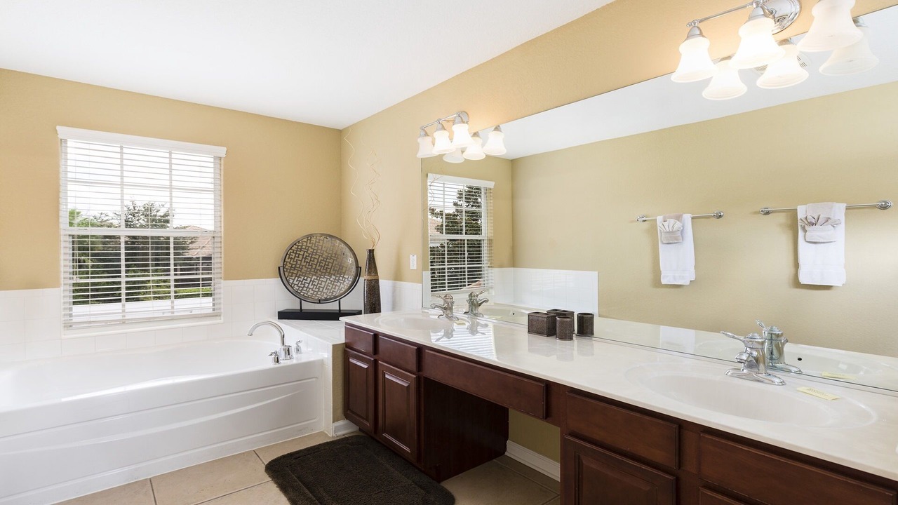 Photo of Bathroom in Windsor Hills