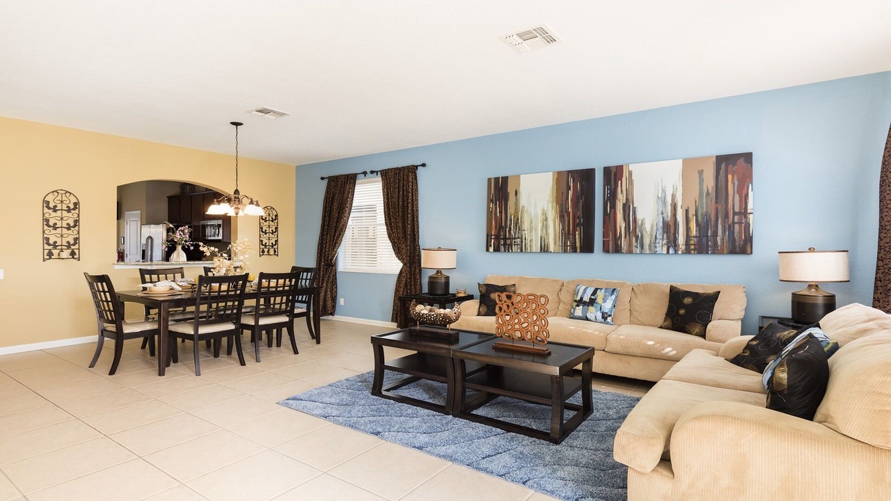 Photo of Livingroom in Windsor Hills