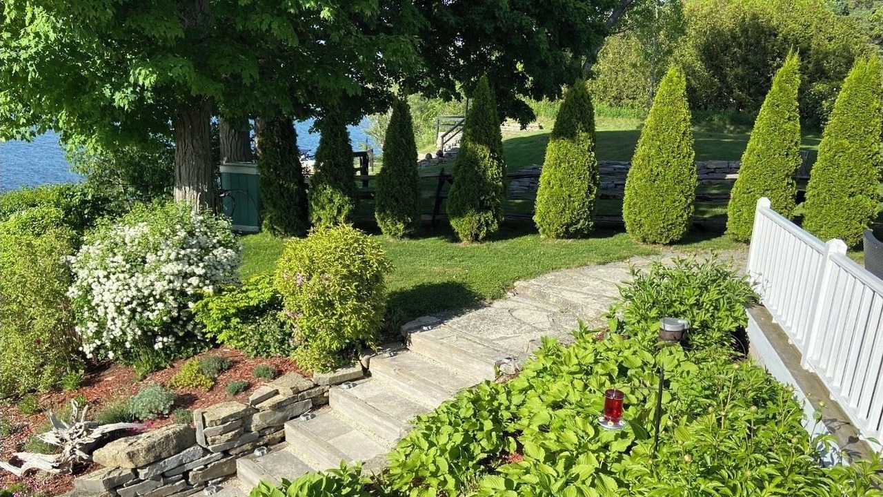 Photo of Outdoor in Howe Island