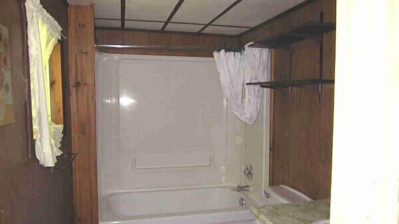 Photo of Bathroom in Temagami