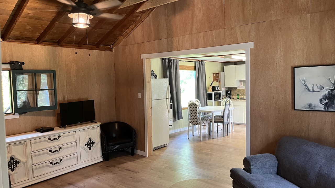 Photo of Livingroom in Marten River
