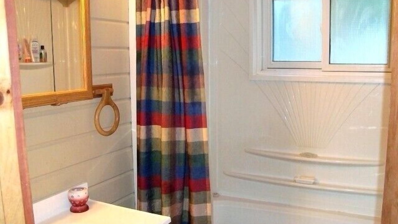Photo of Bathroom in McKellar