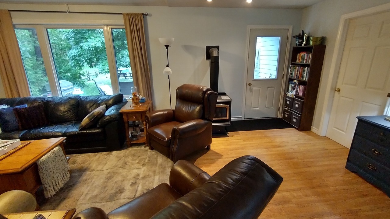 Photo of Livingroom in Huron-Kinloss