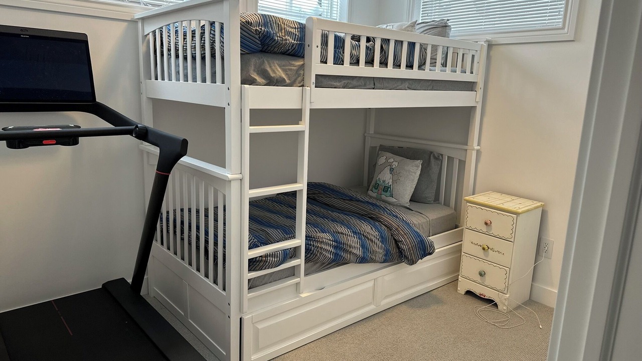 Photo of Bedroom in Craigleith