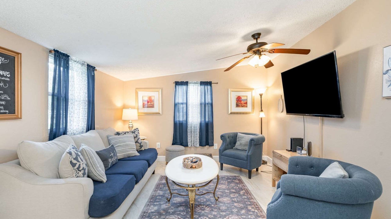 Photo of Livingroom in West Melbourne