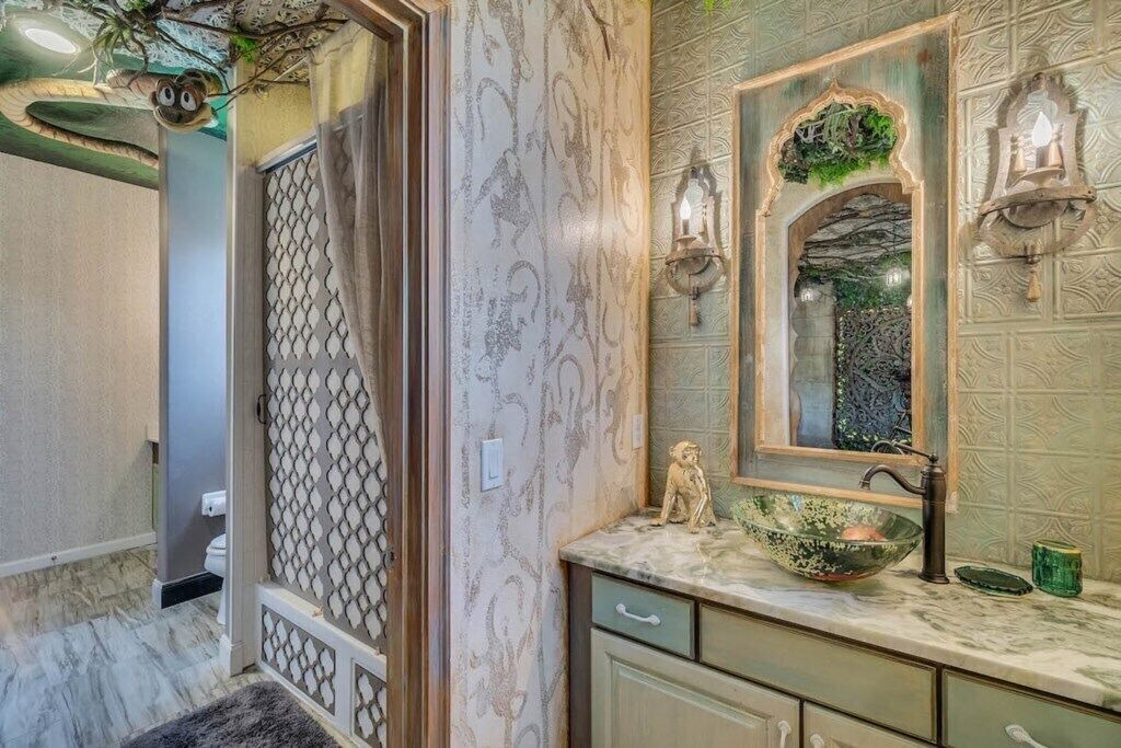 Photo of Bathroom in Watersong