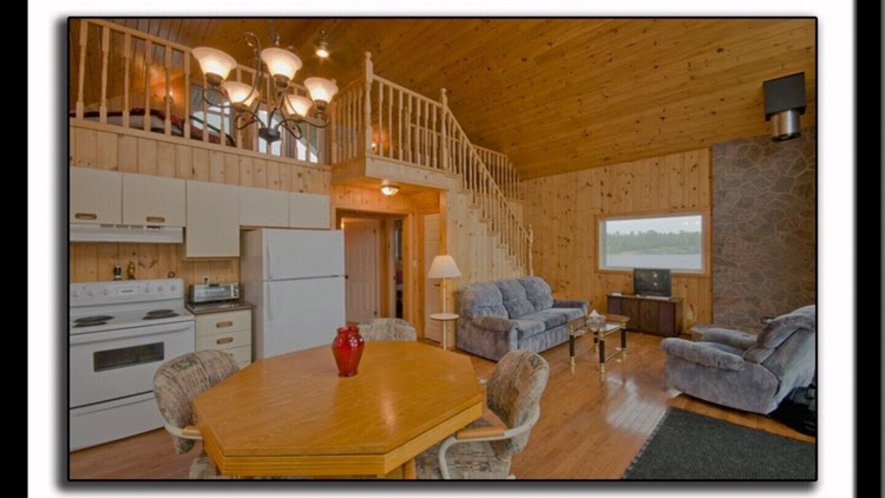 Photo of Livingroom in Unorganized Centre Parry Sound