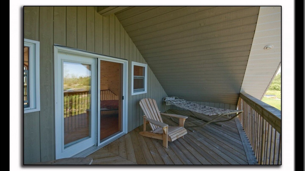 Photo of Patio Balcony in Unorganized Centre Parry Sound