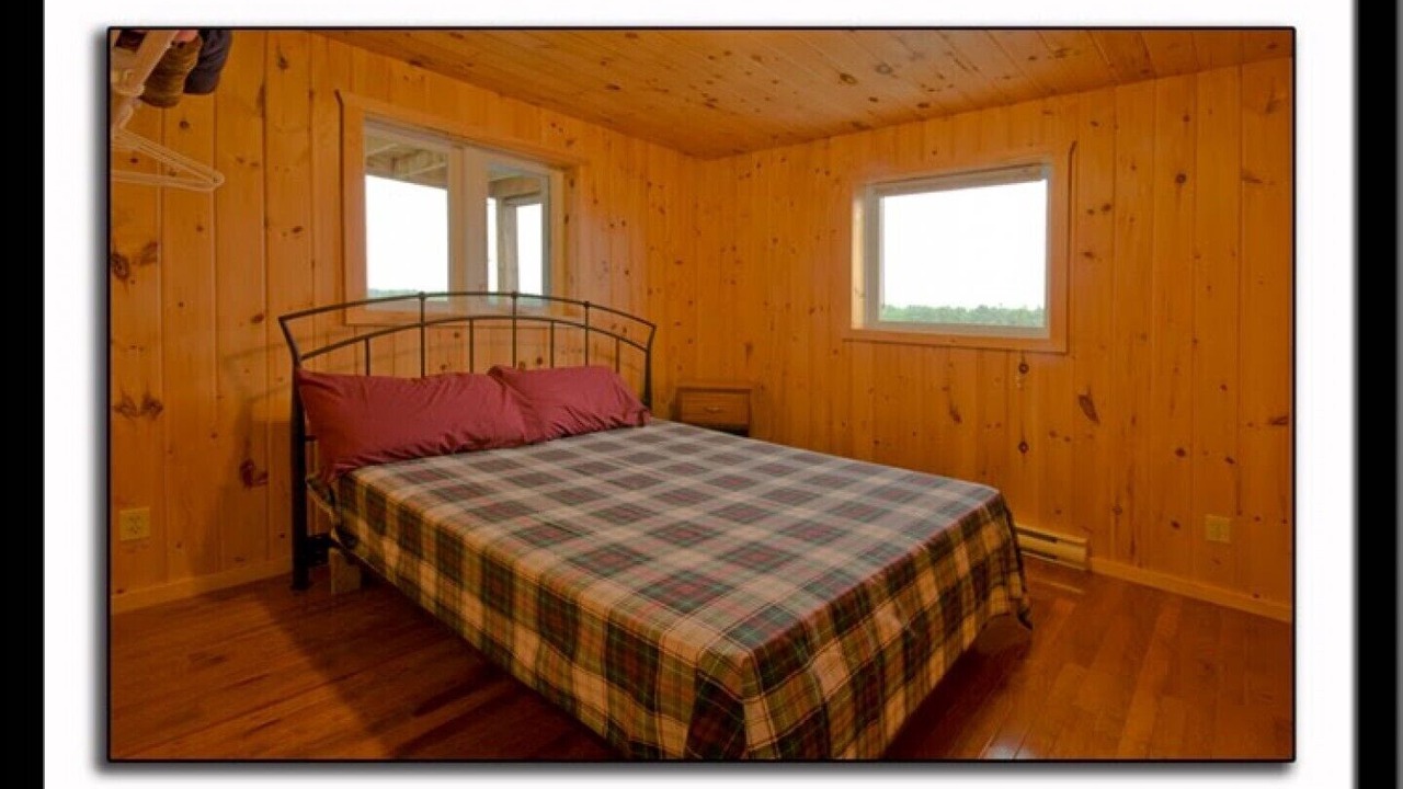 Photo of Bedroom in Unorganized Centre Parry Sound