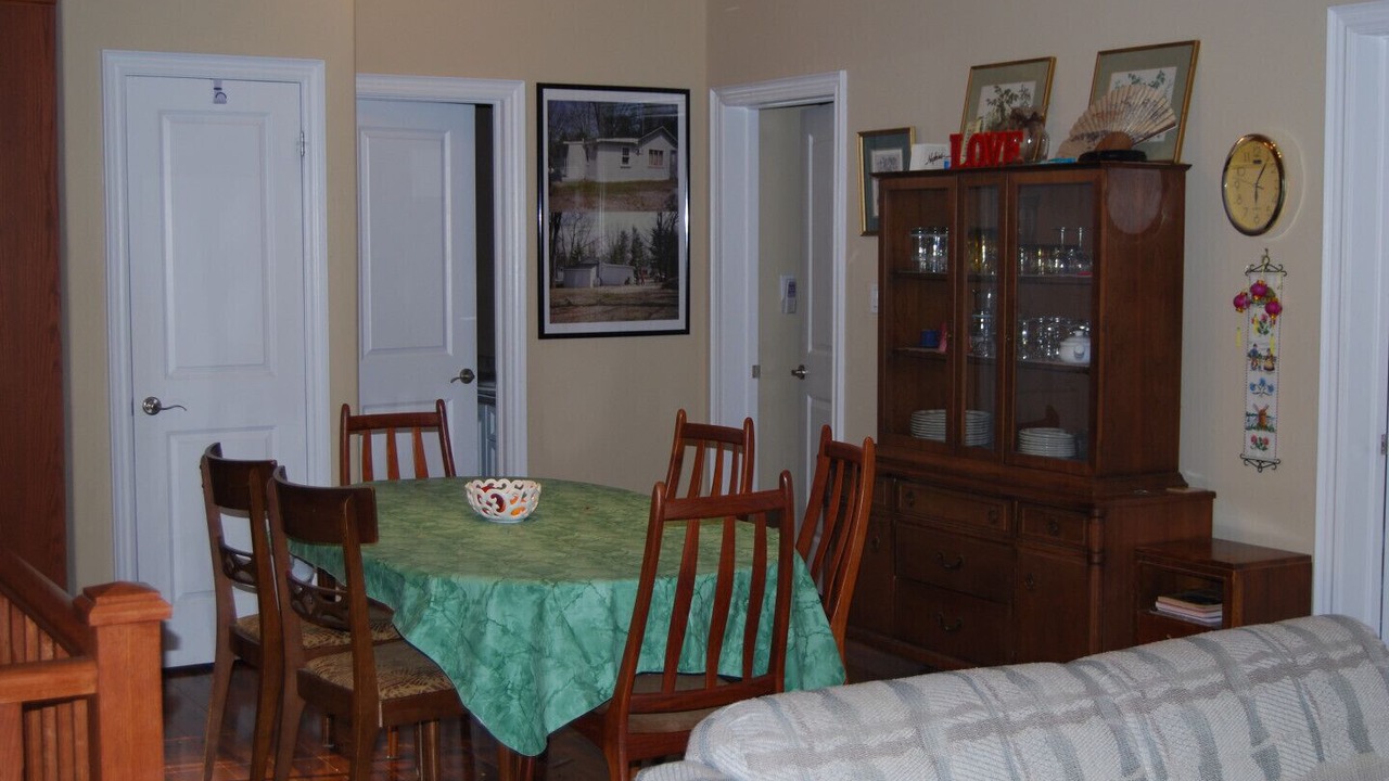 Photo of Livingroom in Wasaga Beach