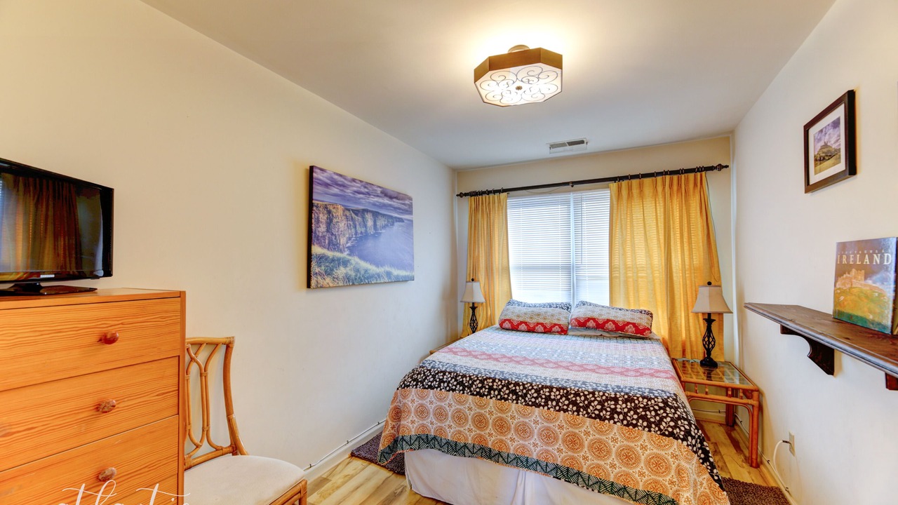 Photo of Bedroom in North Ocean City