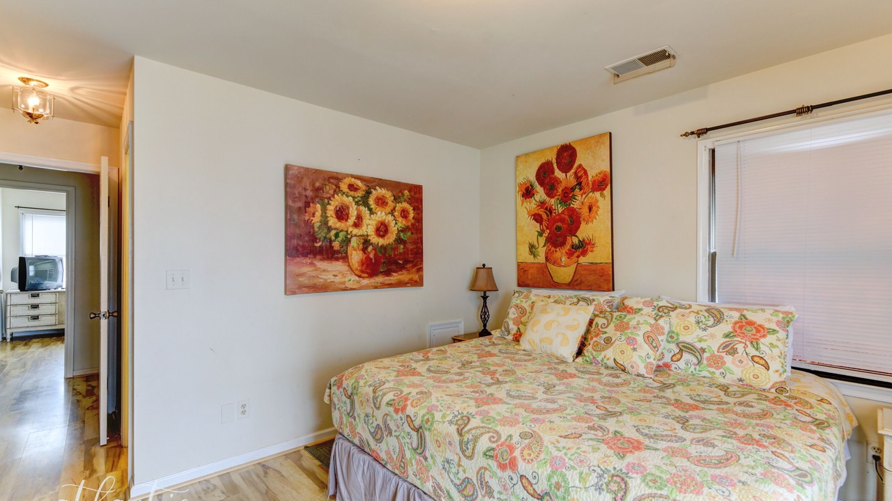 Photo of Bedroom in North Ocean City