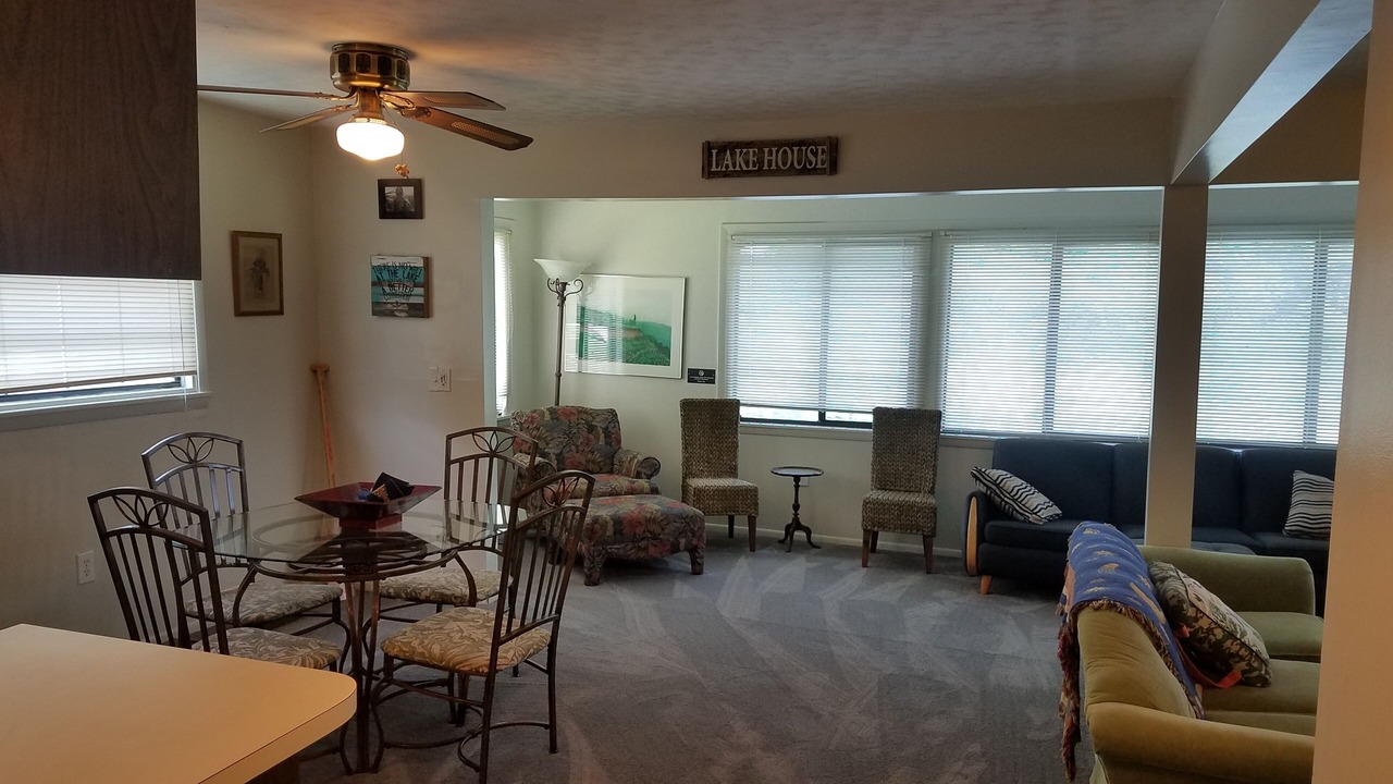 Photo of Livingroom in Fedhaven