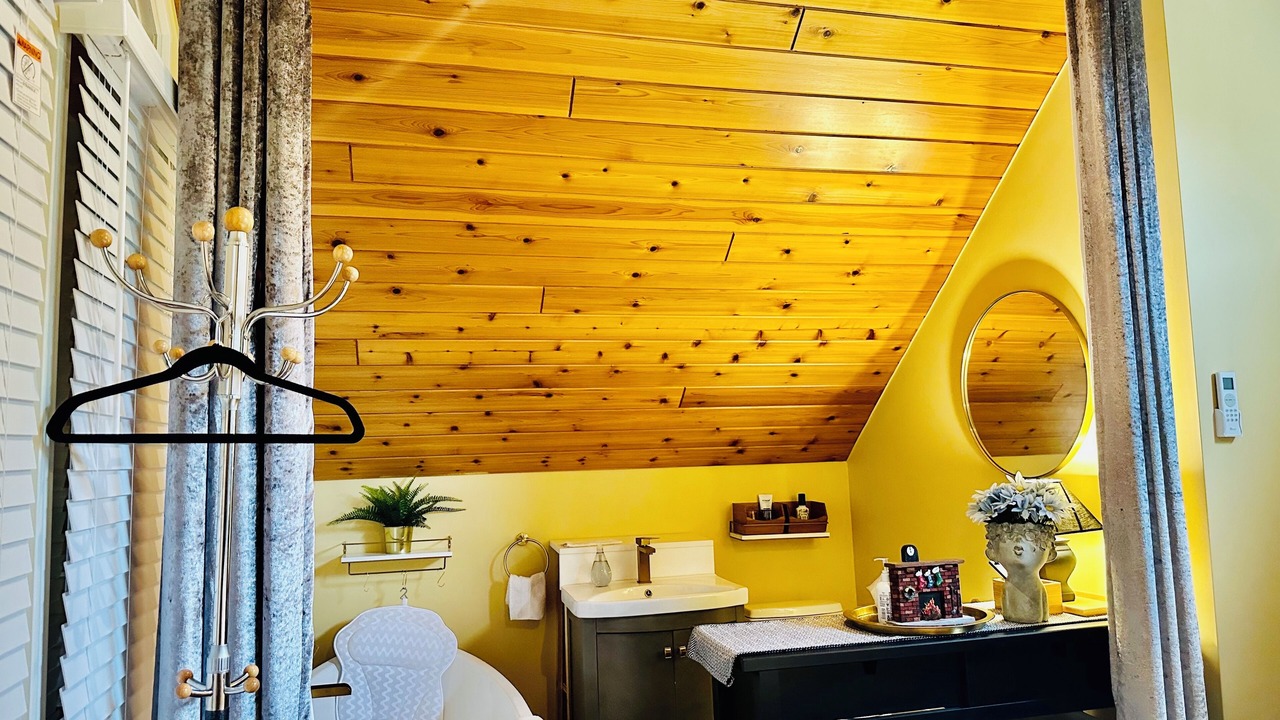 Photo of Bathroom in Georgian Bay