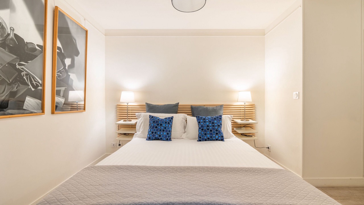 Photo of Bedroom in Saint-Merri