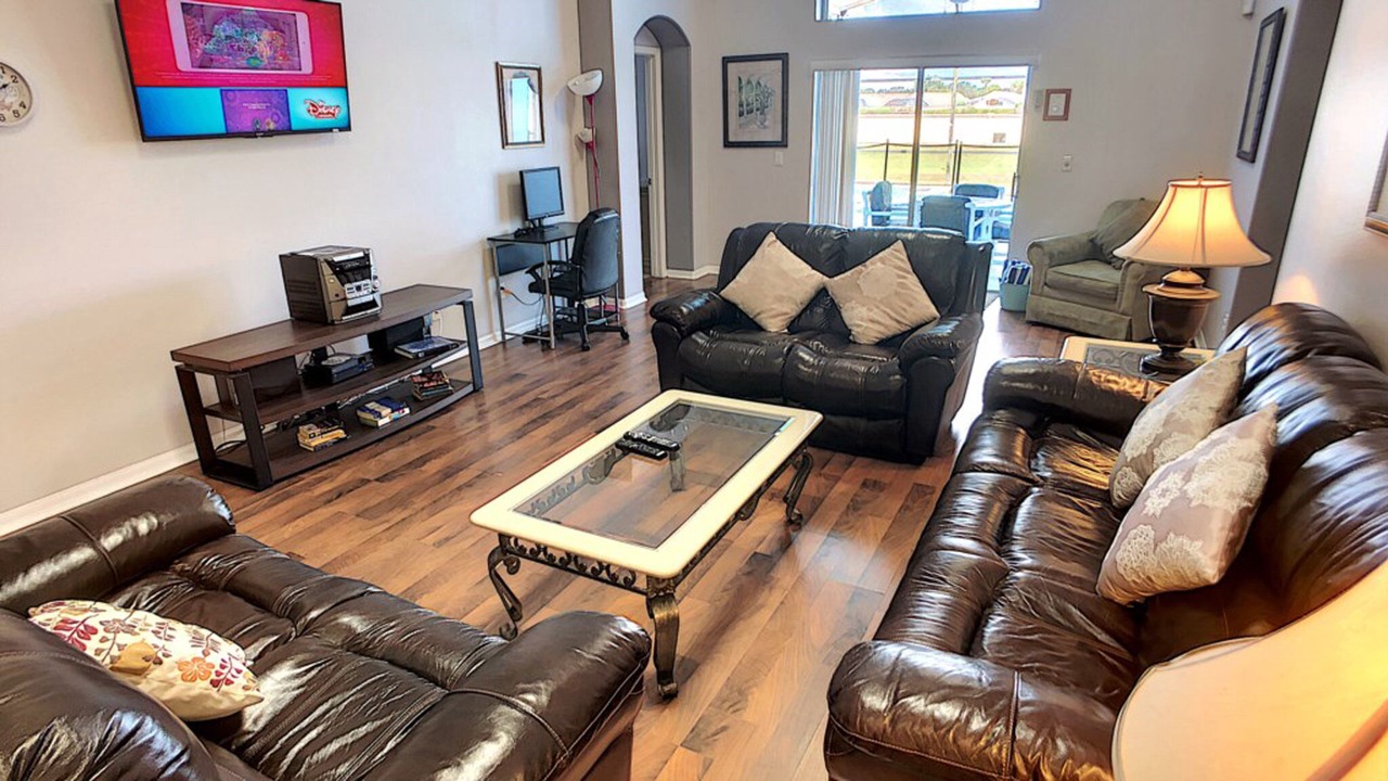 Photo of Livingroom in Windsor Palms