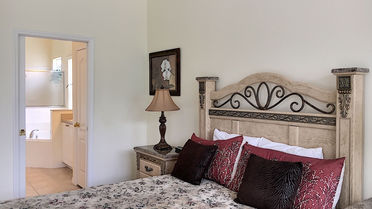 Photo of Bedroom in Tuscan Hills
