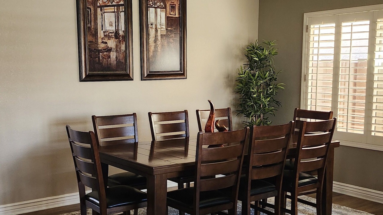 Photo of Livingroom in Pivotal Peoria Center