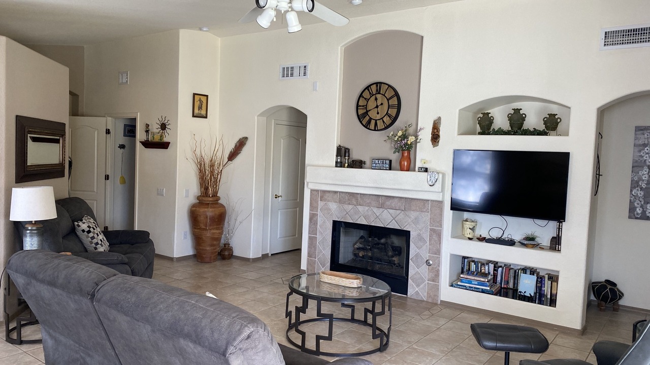 Photo of Livingroom in The Bluffs