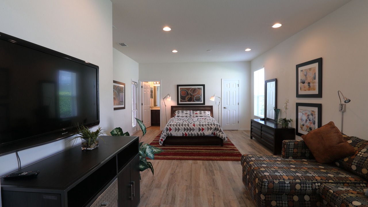 Photo of Bedroom in Watersong