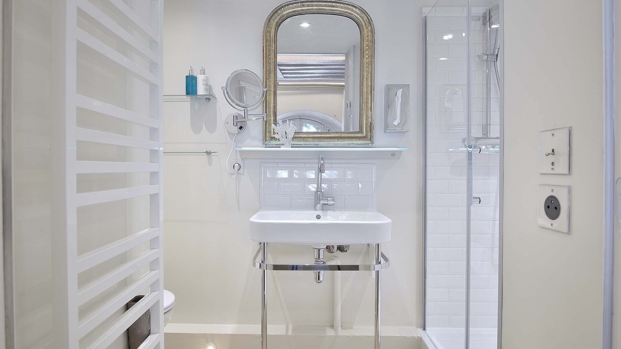 Photo of Bathroom in Paris City Center