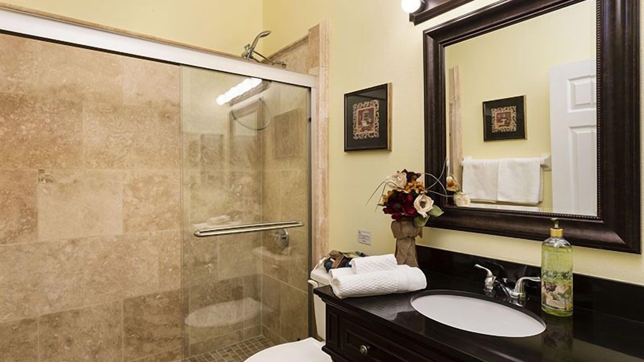 Photo of Bathroom in Esprit