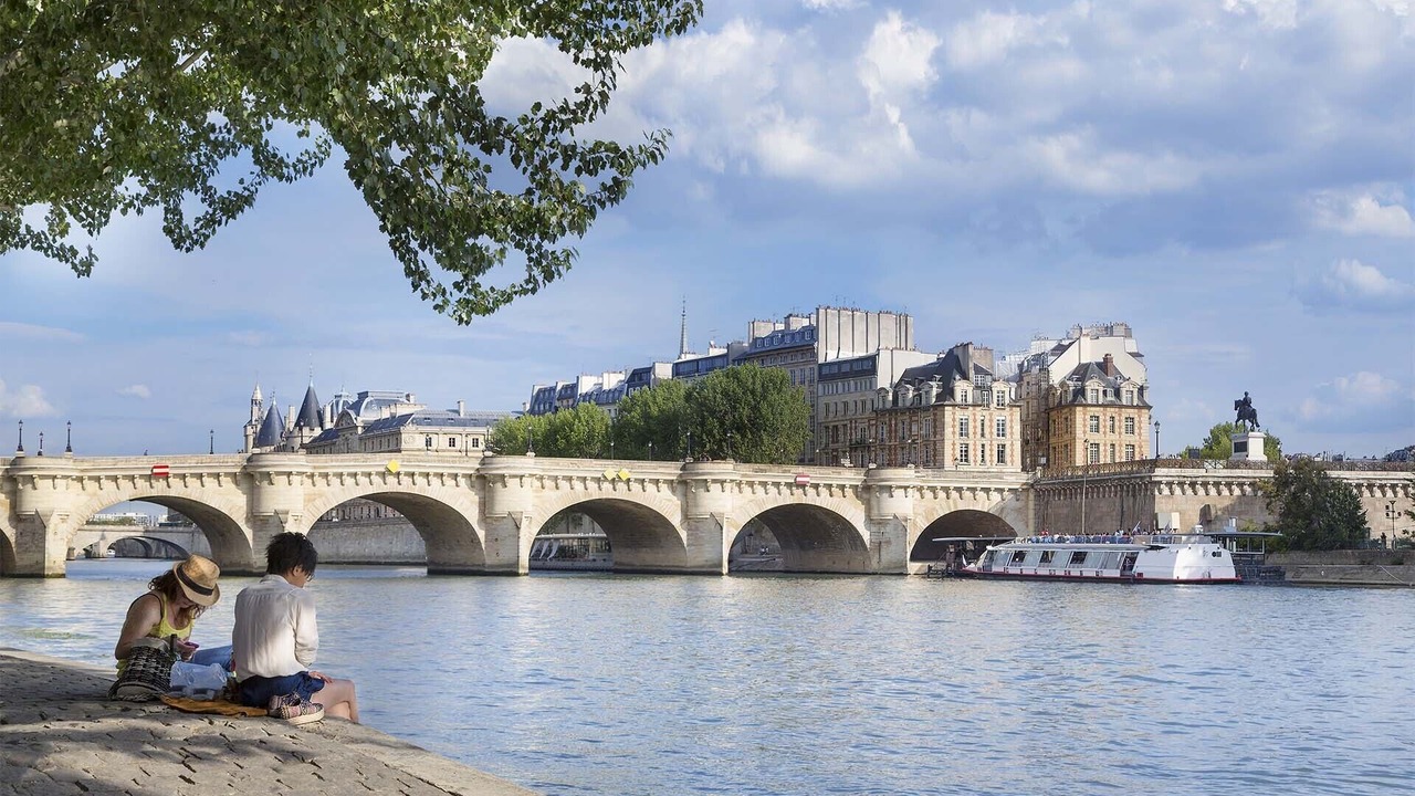 Photo of Others in Paris City Center