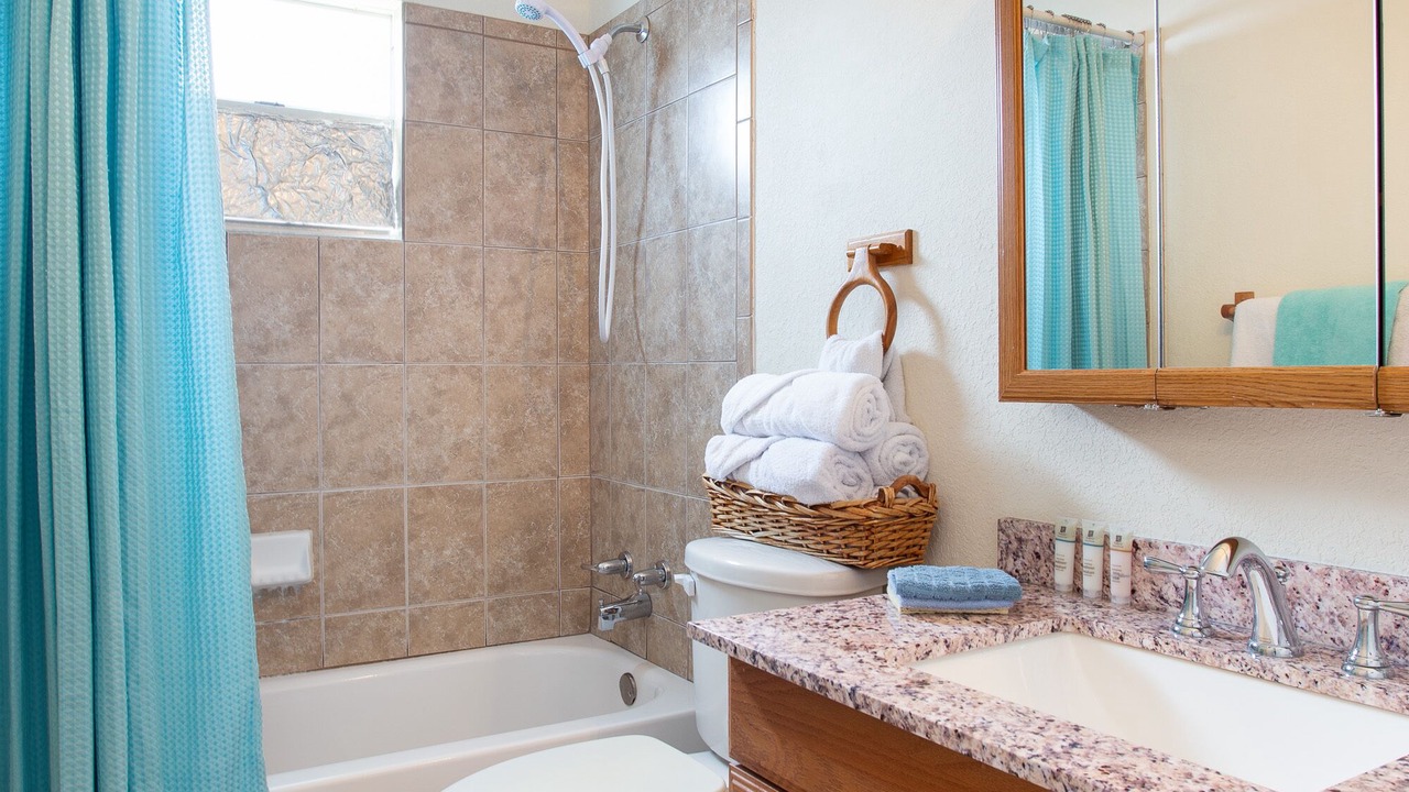 Photo of Bathroom in Tropic