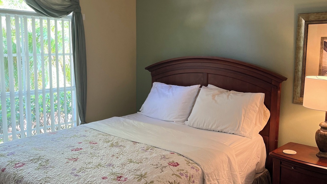 Photo of Bedroom in Orange Tree
