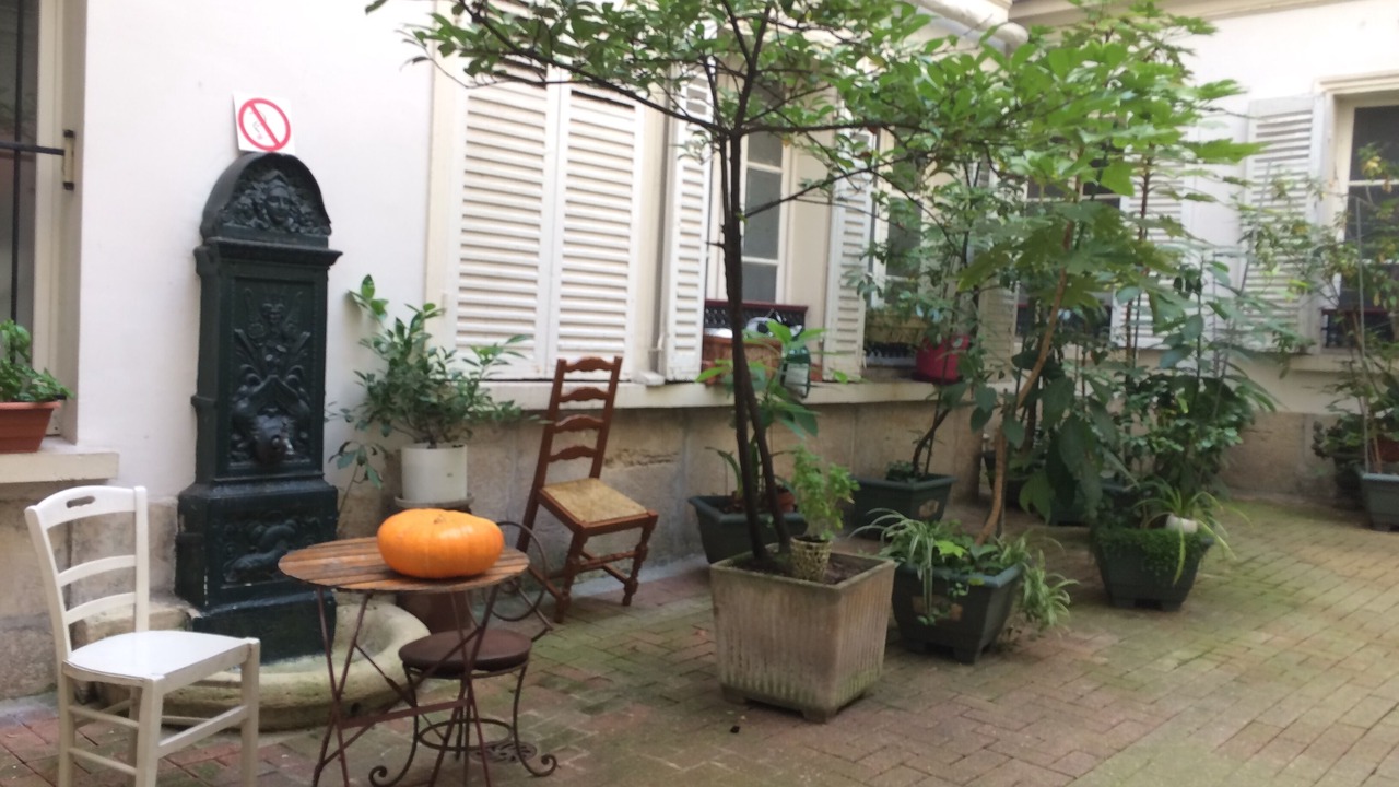 Photo of Outdoor in 9th Arrondissement