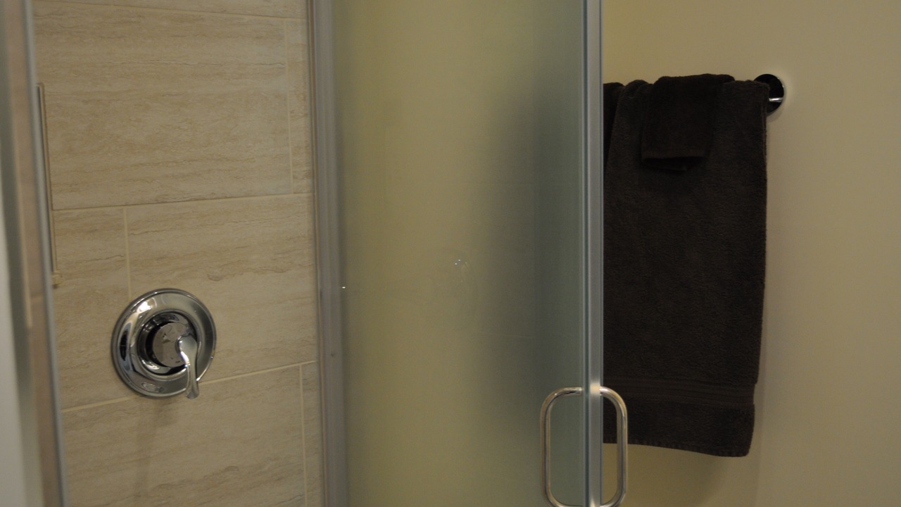 Photo of Bathroom in Alexandra Park