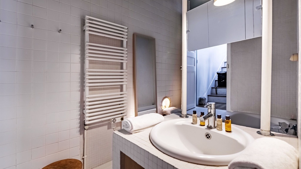 Photo of Bathroom in Quartier de Rochechouart