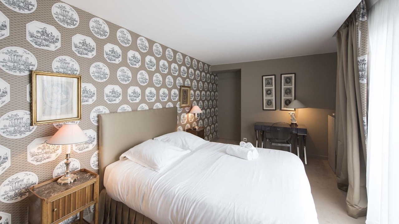 Photo of Bedroom in Grenelle