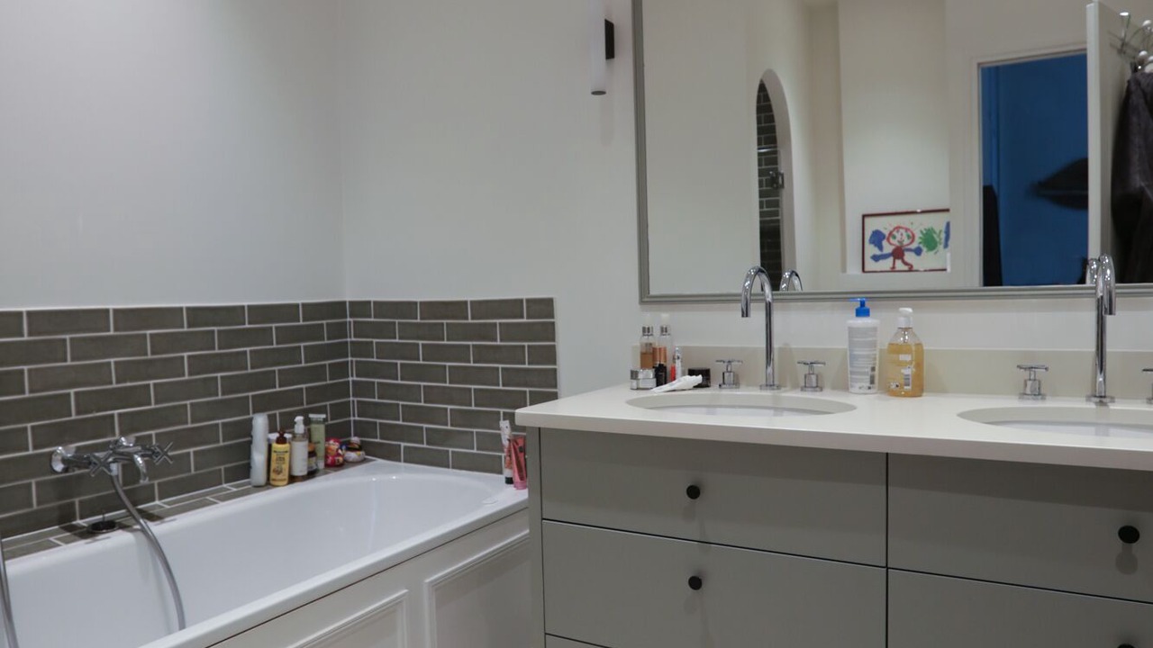 Photo of Bathroom in 3rd Arrondissement