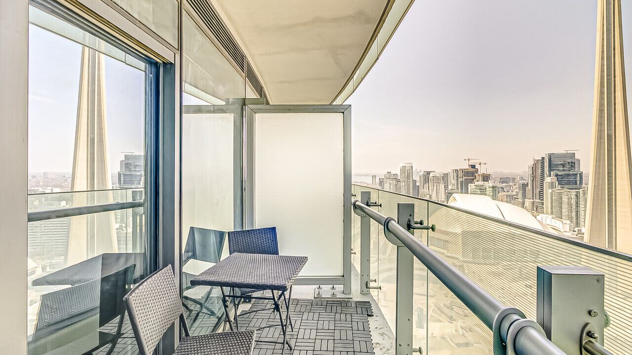 Photo of Patio Balcony in Toronto Entertainment District
