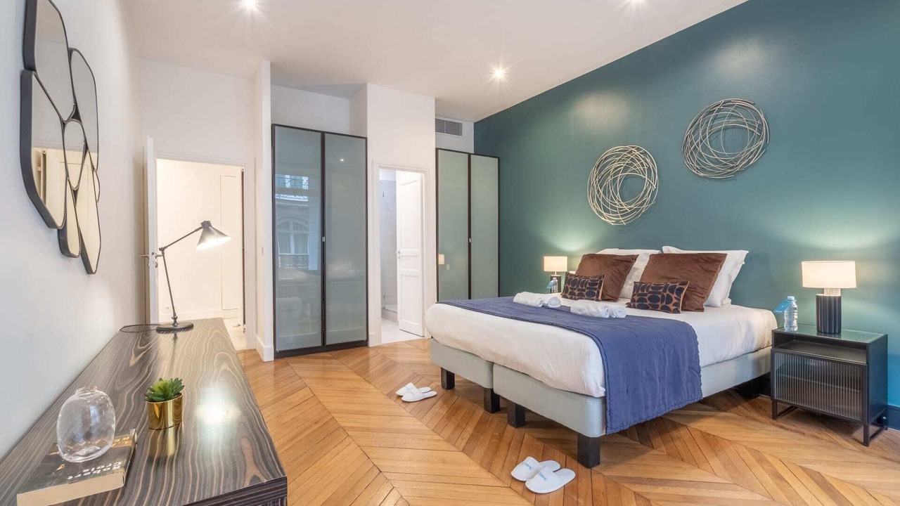 Photo of Bedroom in Champs-Elysees