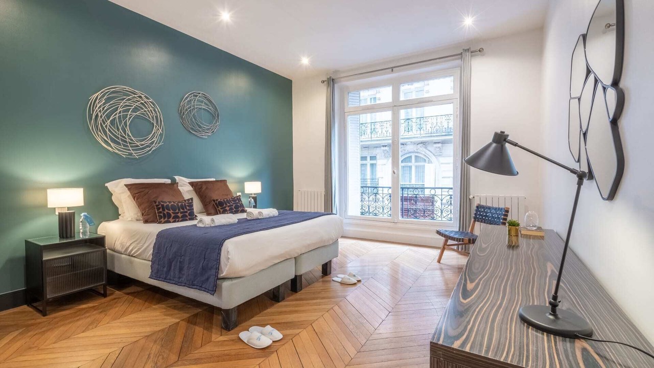 Photo of Bedroom in Champs-Elysees