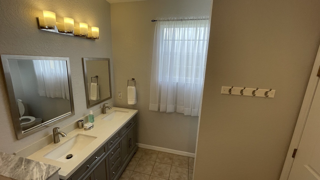 Photo of Bathroom in Haines City