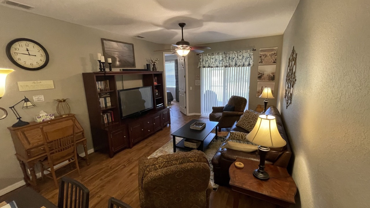 Photo of Livingroom in Haines City
