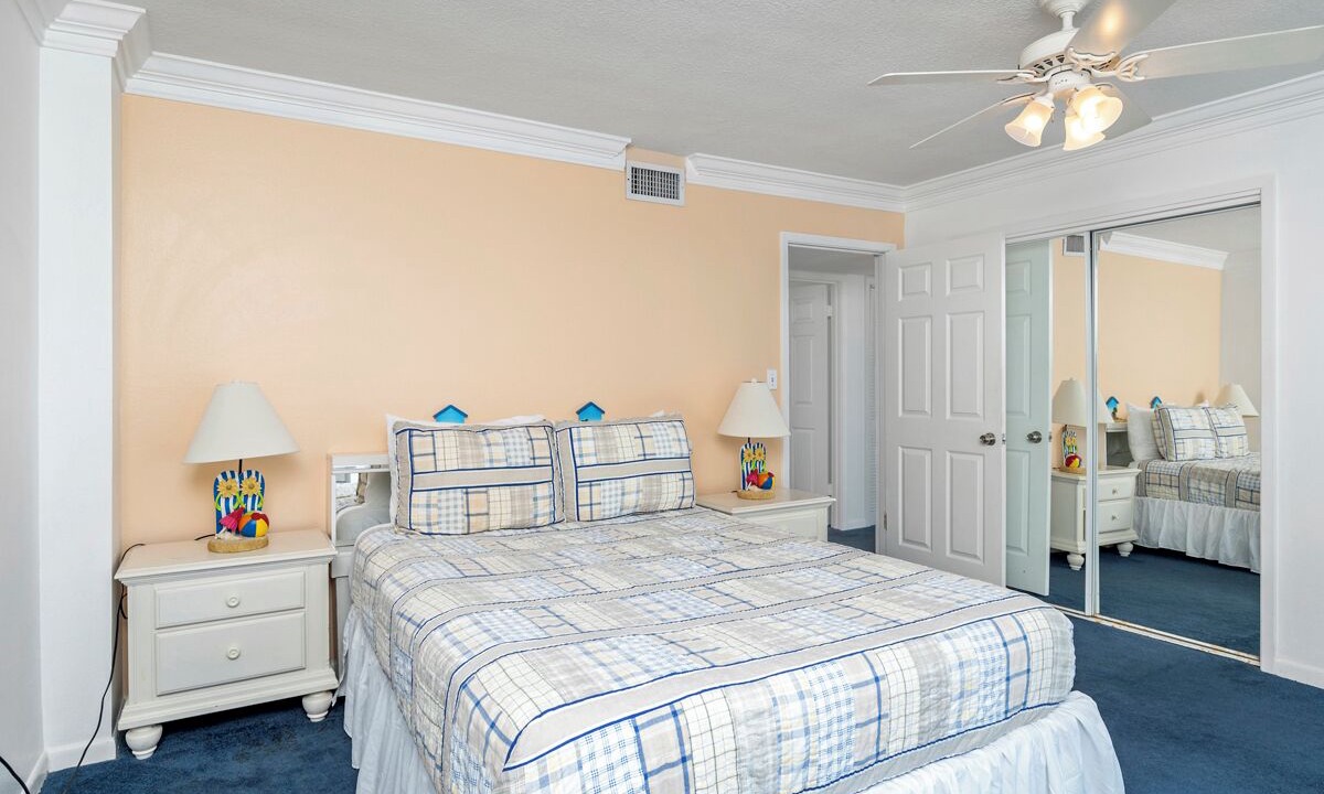 Photo of Bedroom in Holiday Isle