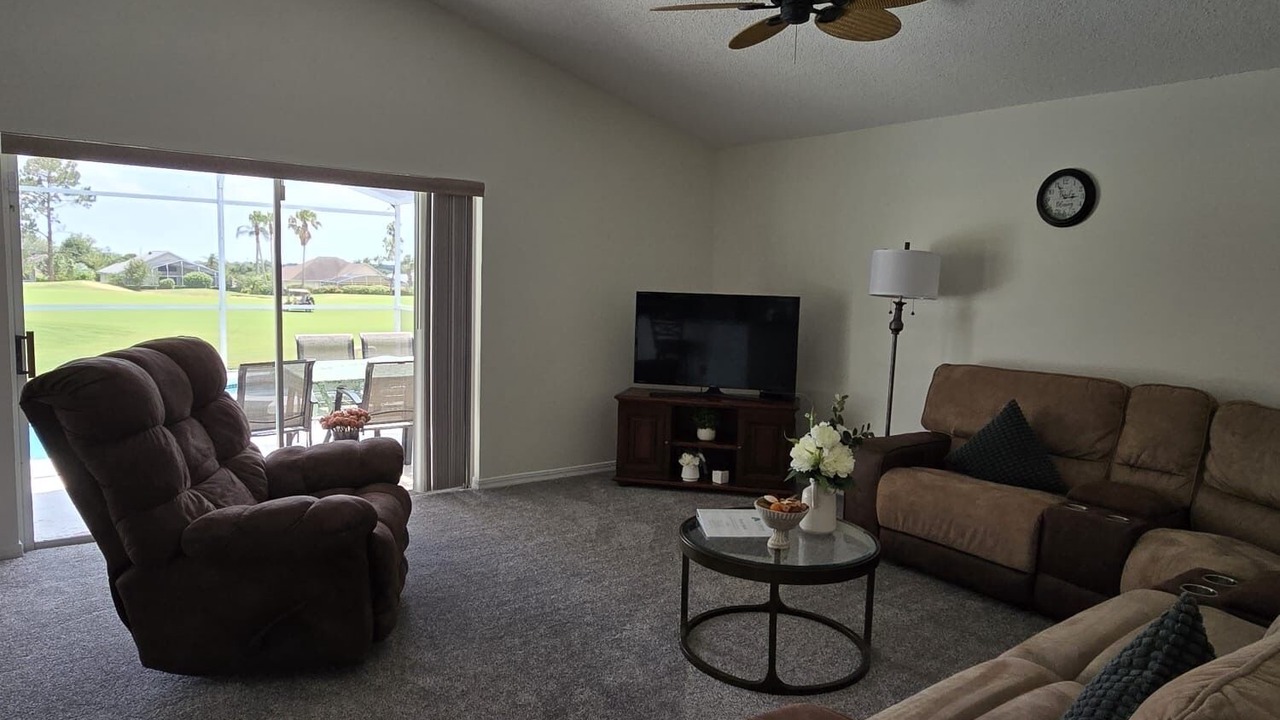 Photo of Livingroom in Haines City