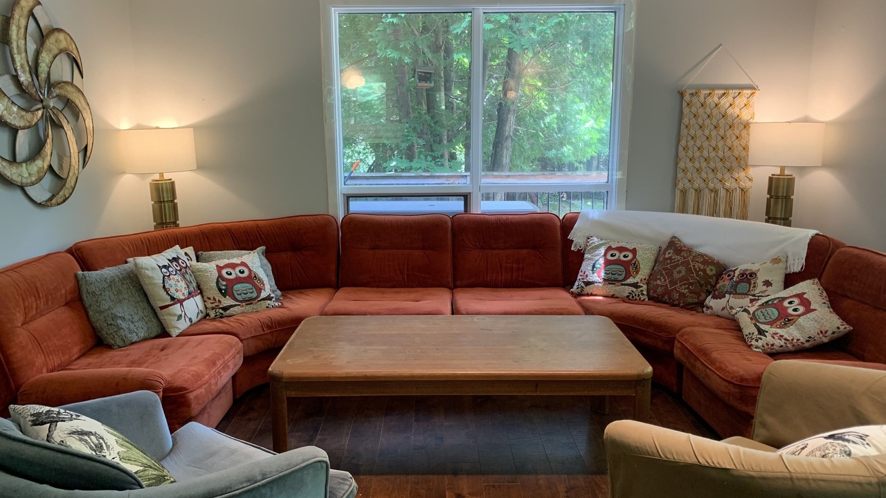 Photo of Livingroom in Flesherton