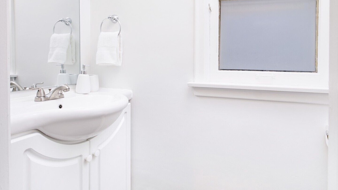 Photo of Bedroom in Upper Beaches