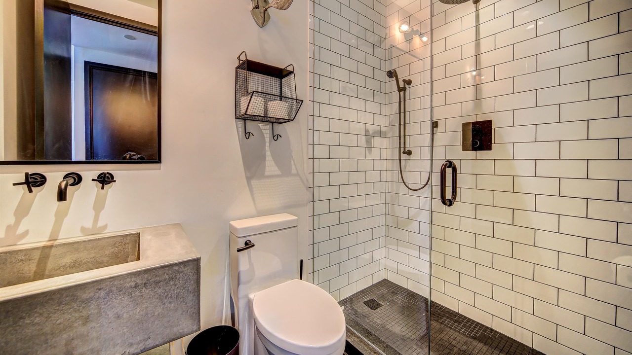 Photo of Bathroom in Toronto Entertainment District