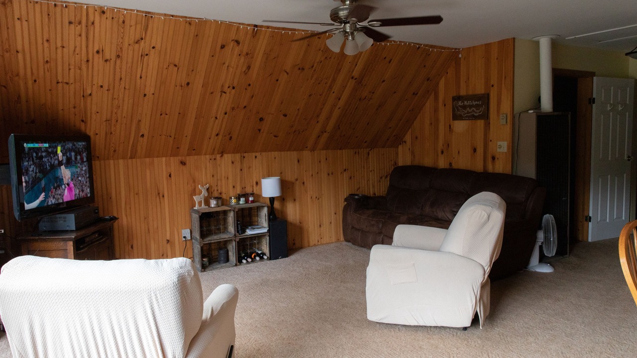 Photo of Livingroom in Hastings Highlands
